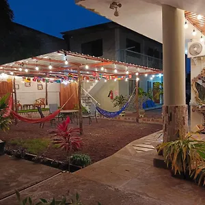 Teresita's House Con Cocina Privada Puerto Baquerizo Moreno